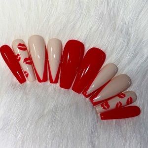 20pc valentines press on nails💋
